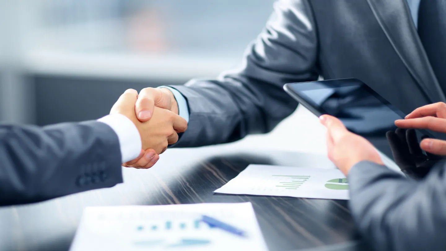 JLL to acquire investment banking firm Javelin Capital